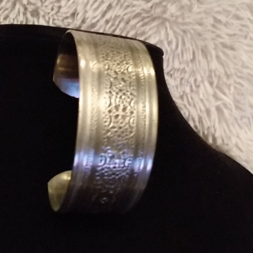tibetan design in silver metal bracelet cuff